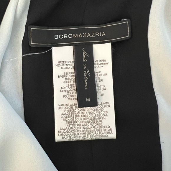 BCBG keyhole flowy halter blouse - Picture 2 of 4